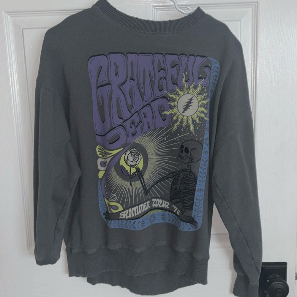 American eagle crew size small